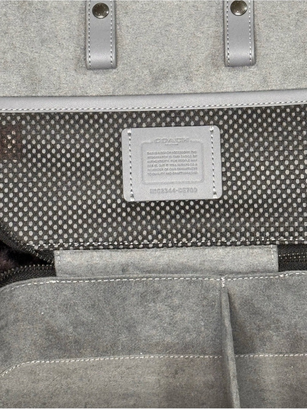 Coach Signature Black Tech Case - Picture 5 of 9